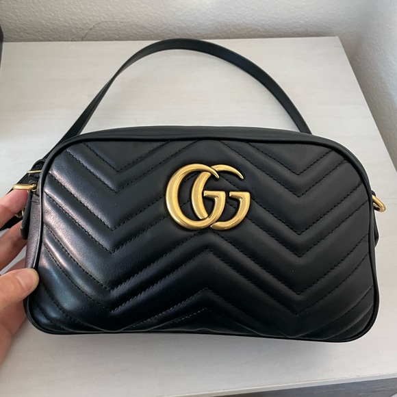 GUCCI Marmont Small Shoulder Bag - Picture 2 of 12
